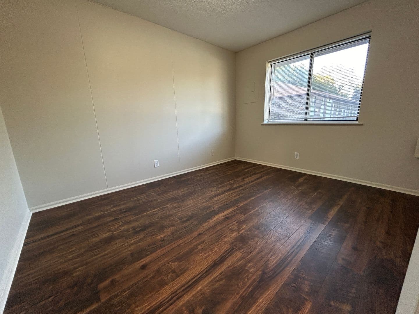Saint Joseph Apartment: 1602 Brookside Dr