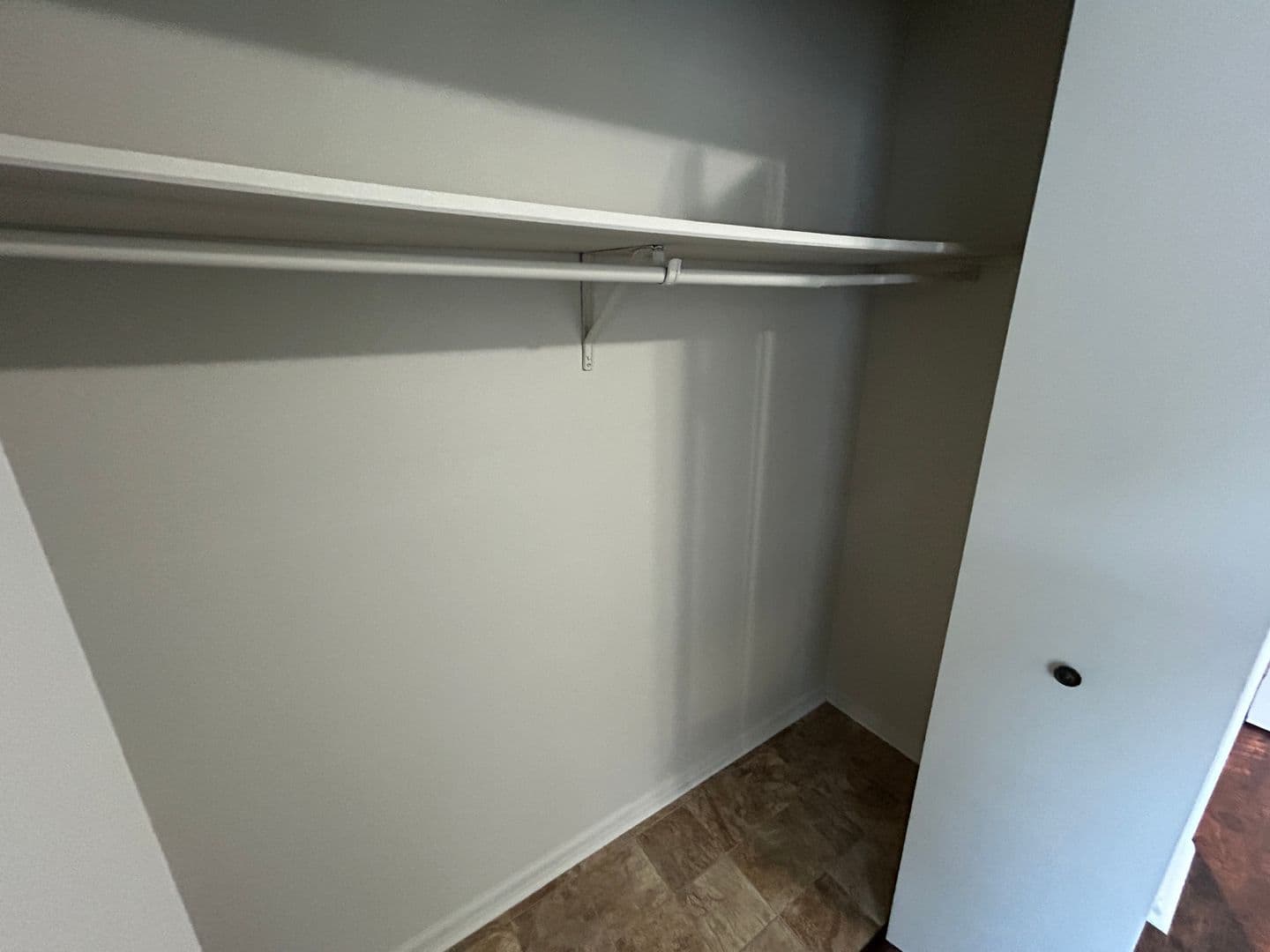 Saint Joseph Apartment: 1602 Brookside Dr