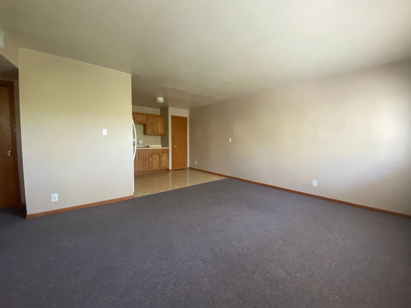 Maryville Apartment: 1001-1005 N Buchanan Street