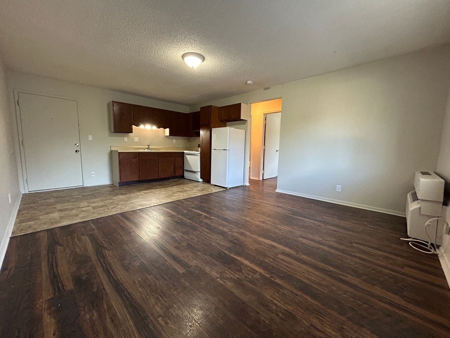 Saint Joseph Apartment: 1602 Brookside Dr