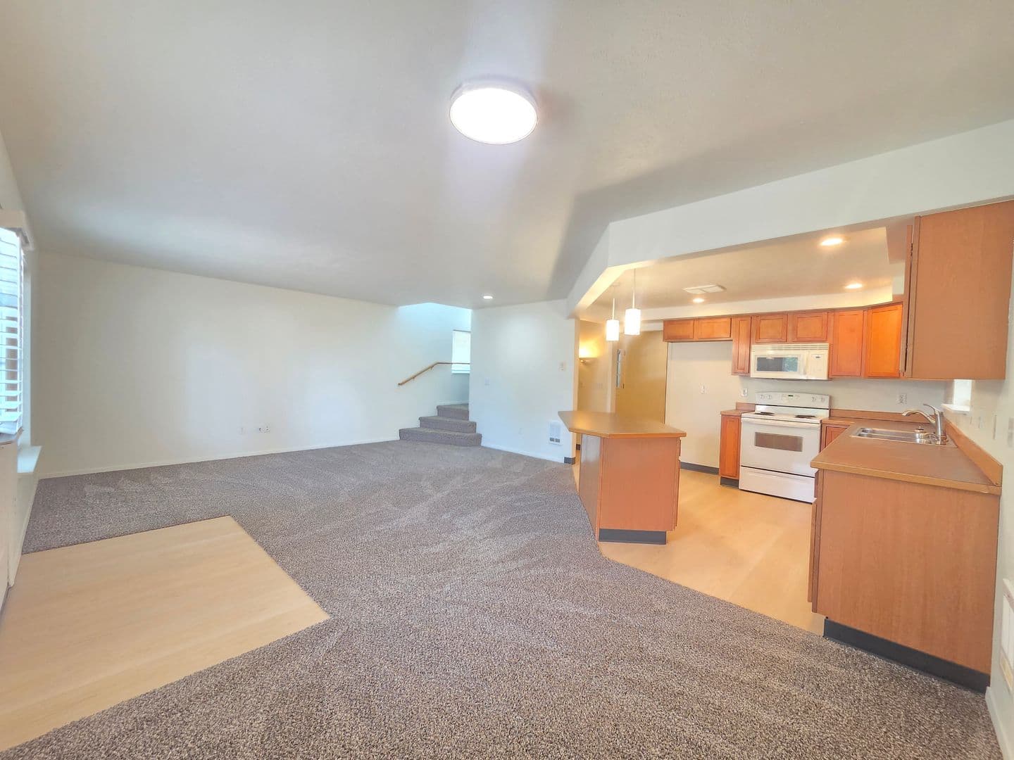 Mead Multiplex: 12604-12606 N Florida St