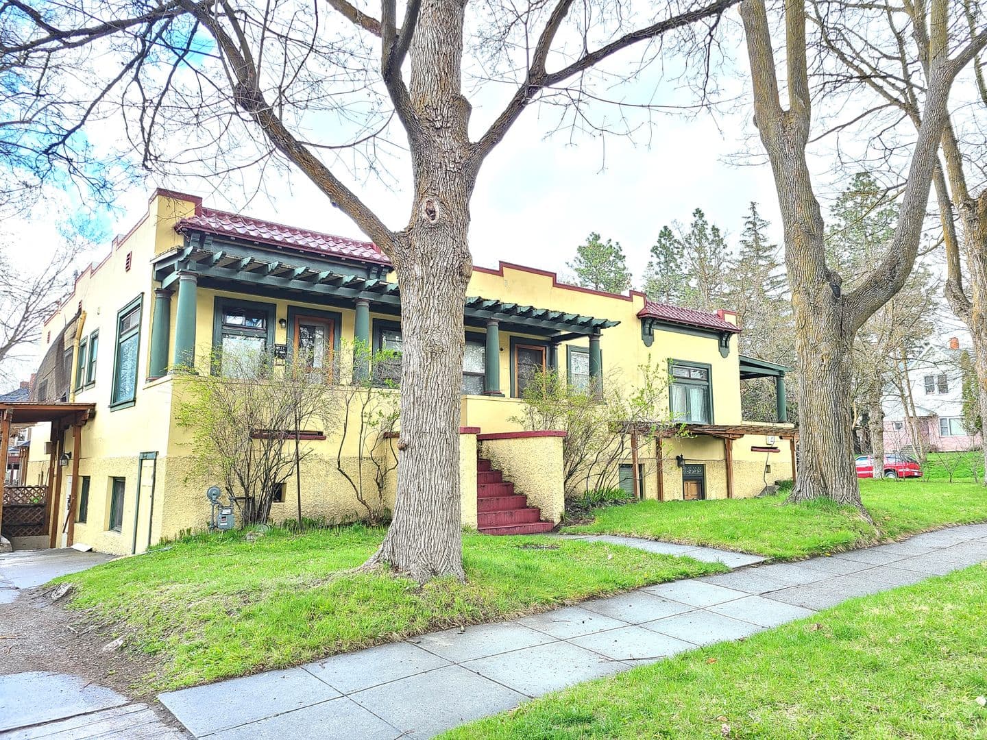 Spokane Apartment: 626 S Cedar St