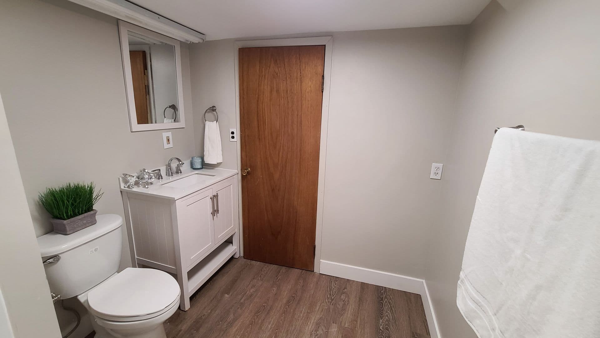 Spokane Apartment: 828 E 11th Ave