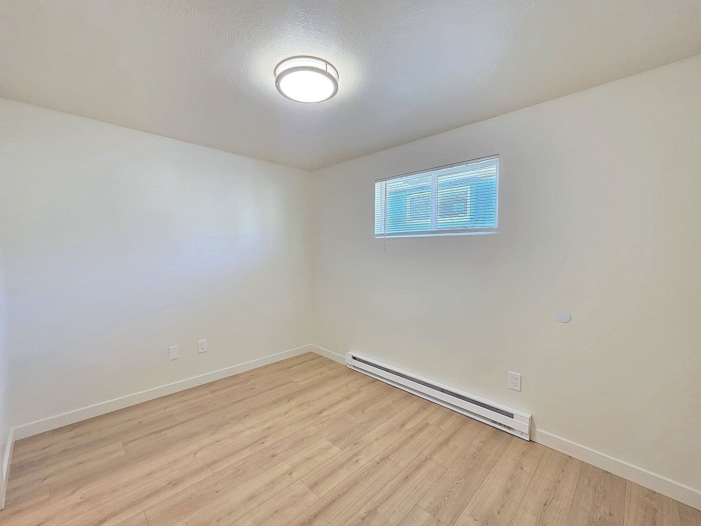 Spokane Apartment: 1705 N Post