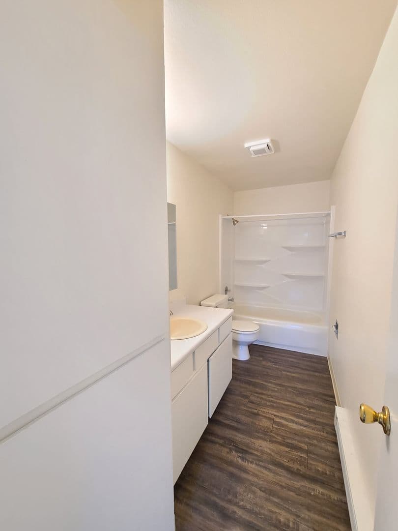 Spokane Apartment: 1204 W. 6th Ave