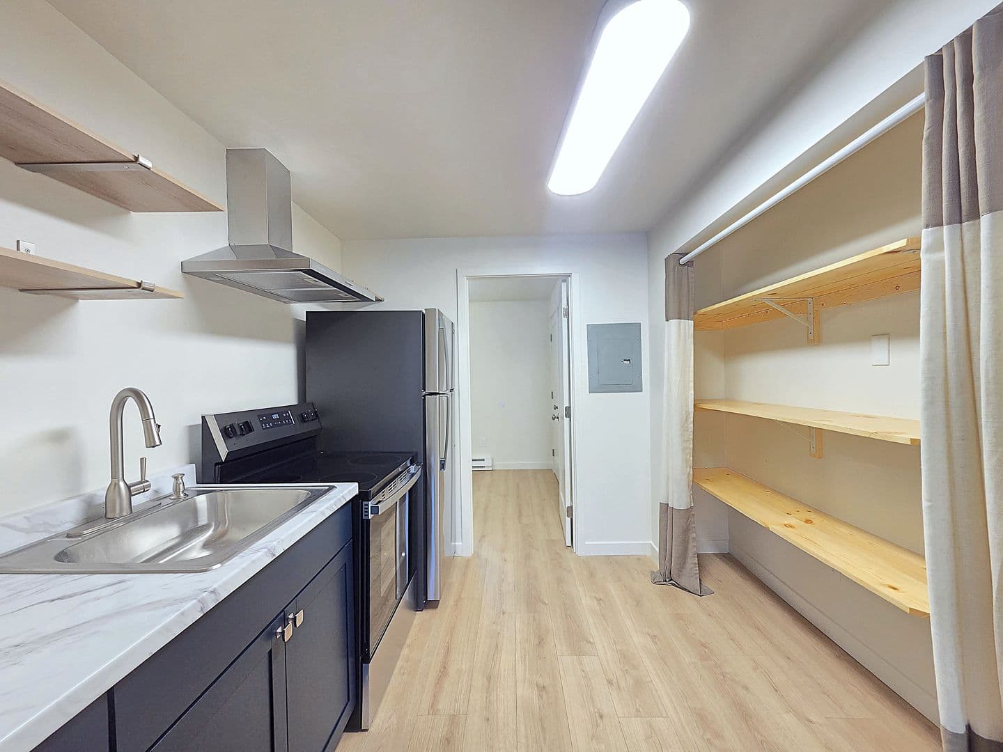 Spokane Apartment: 1705 N Post