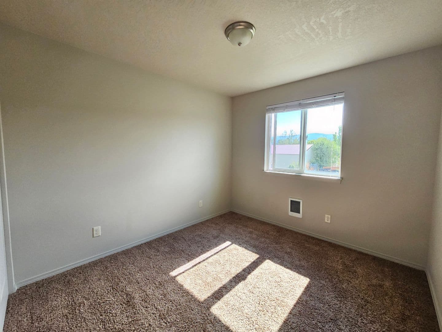 Spokane Valley Multiplex: 17610-17616 E. Cowley Ave