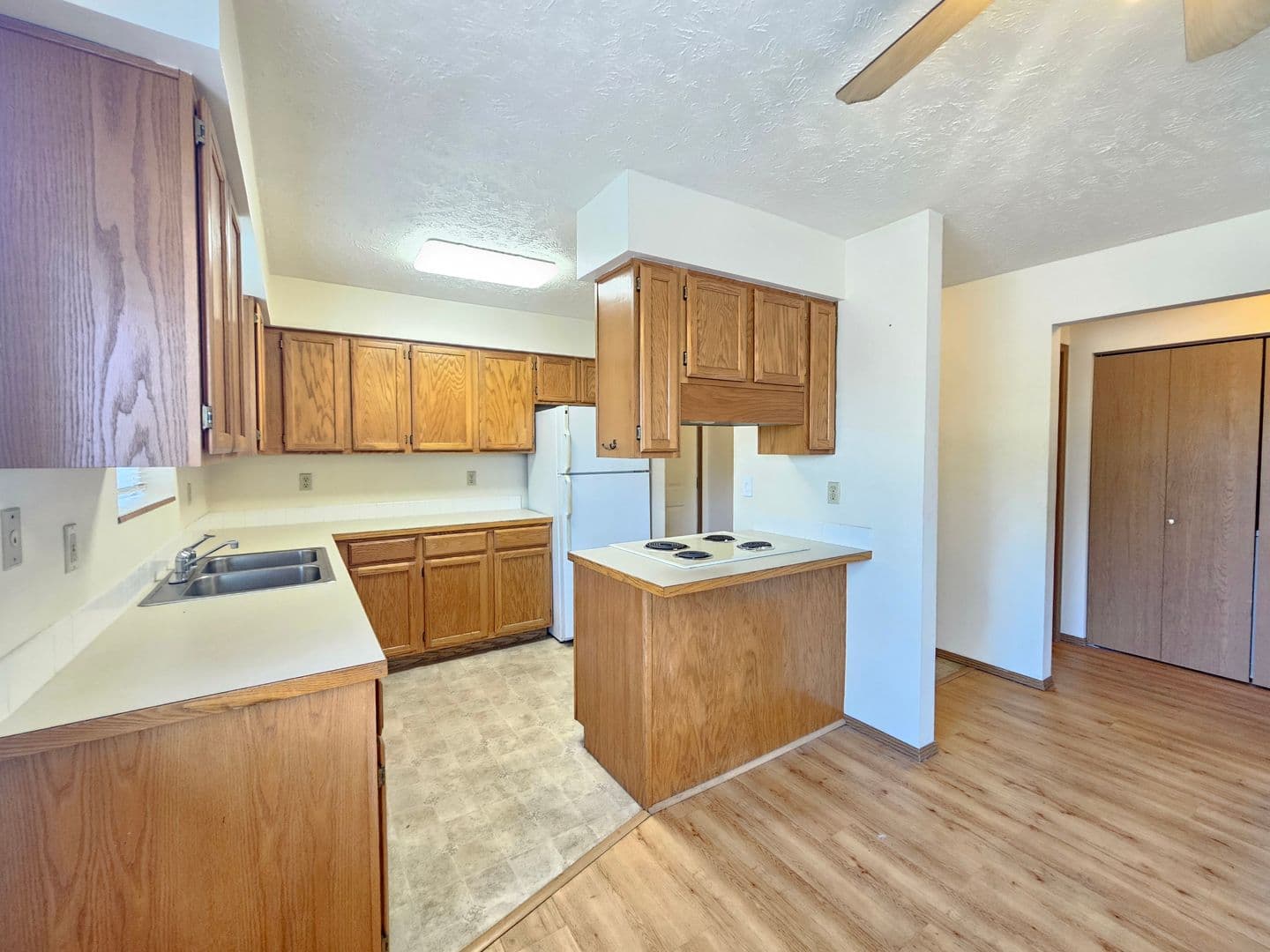 Spokane Valley Apartment: 12506 E 3rd Ave