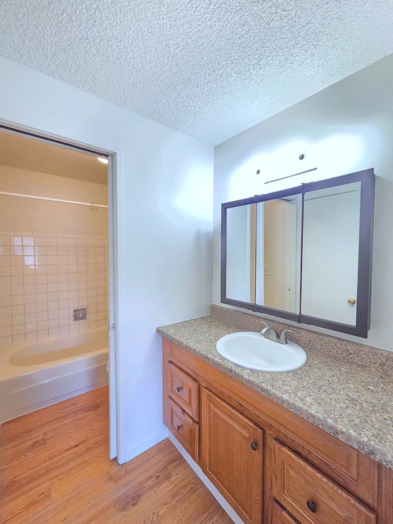 Spokane Apartment: 1712 W 2nd Ave