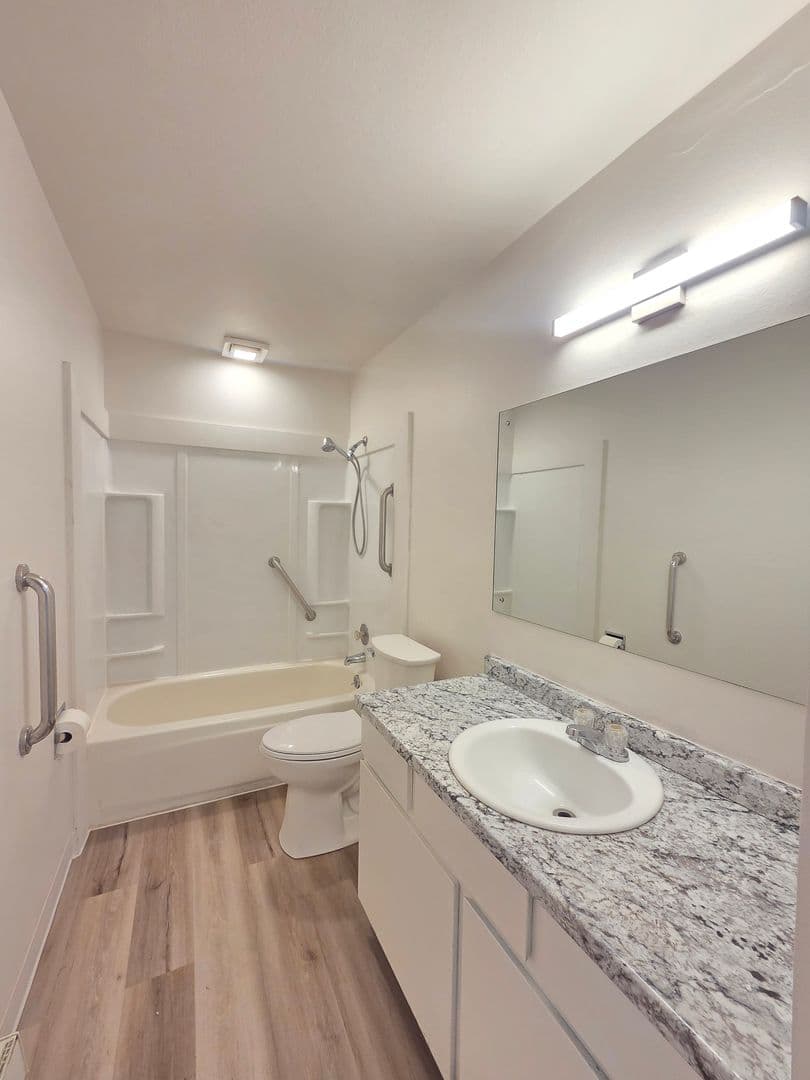 Spokane Apartment: 1204 W. 6th Ave