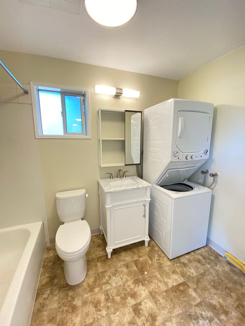 Spokane House: 2225 W 10th Ave