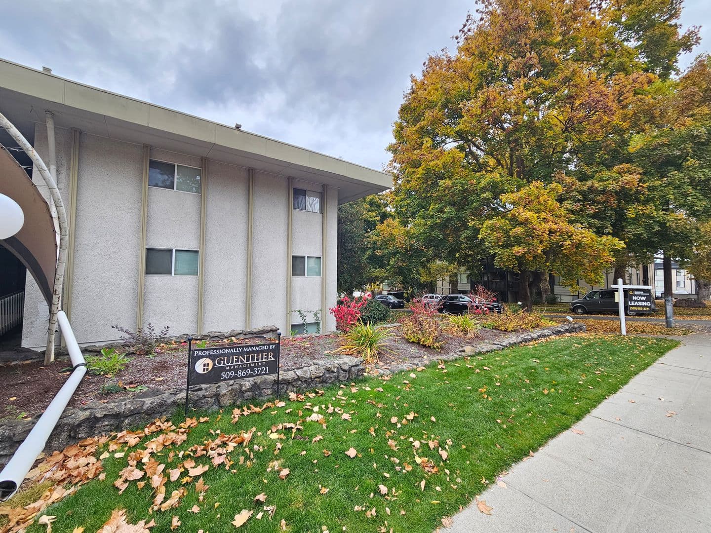 Spokane Apartment: 704 S. Adams