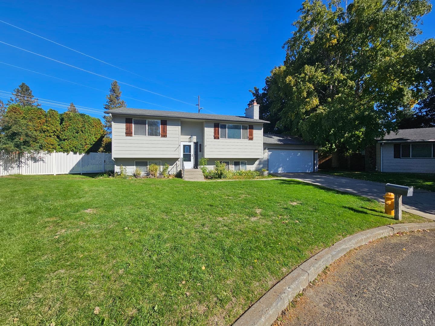 Spokane House: 1721 E 58th Ave