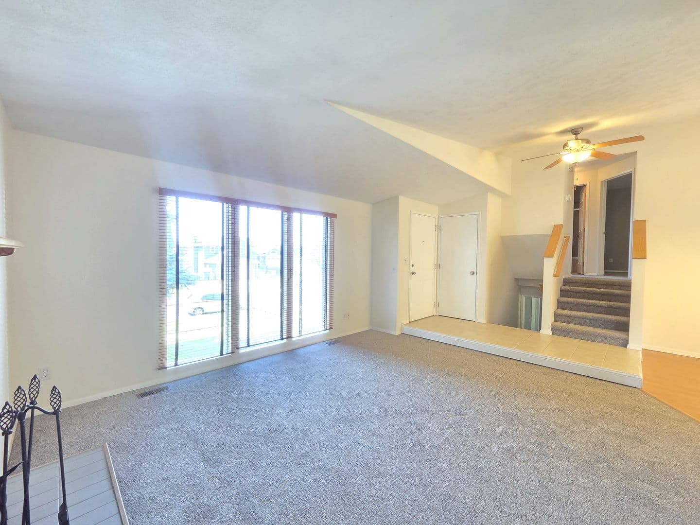 Spokane House: 4908 W Lamar Ave