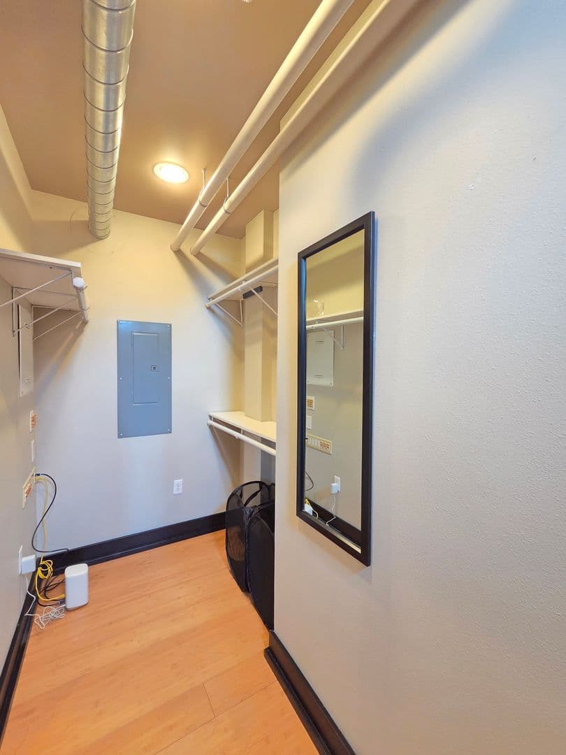 Spokane House: 401 W 1st Ave #2