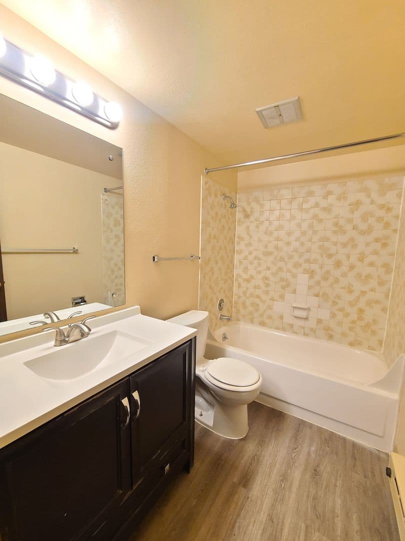 Spokane Apartment: 2918 E. South Riverton Ave