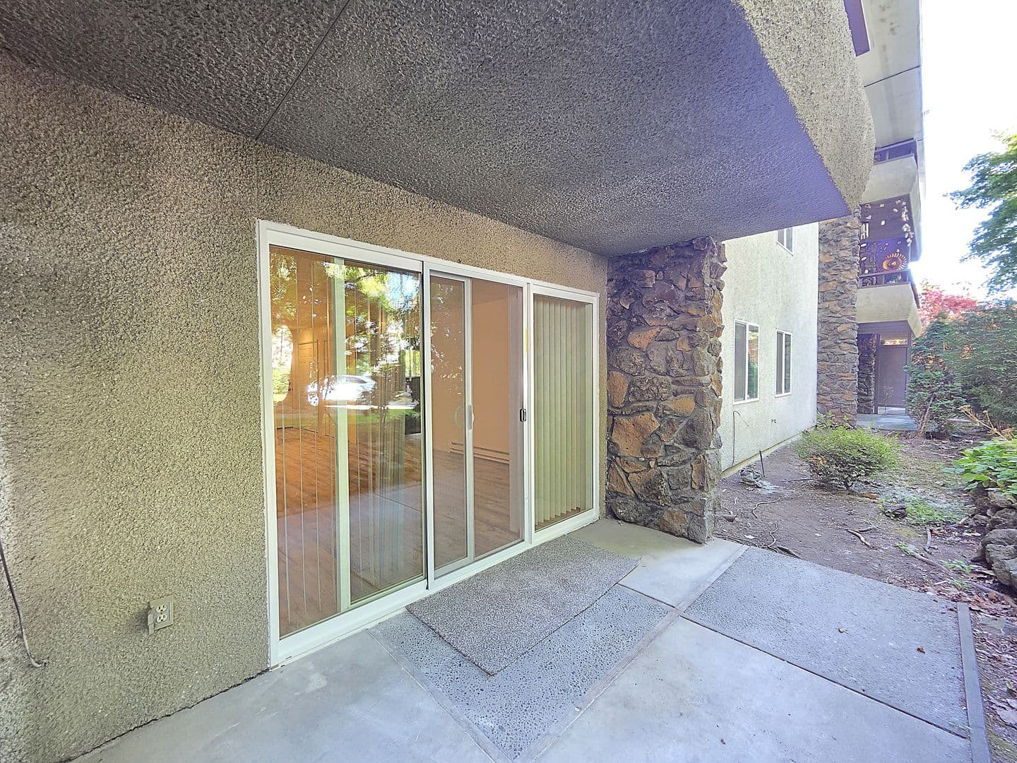 Spokane Apartment: 704 S. Adams