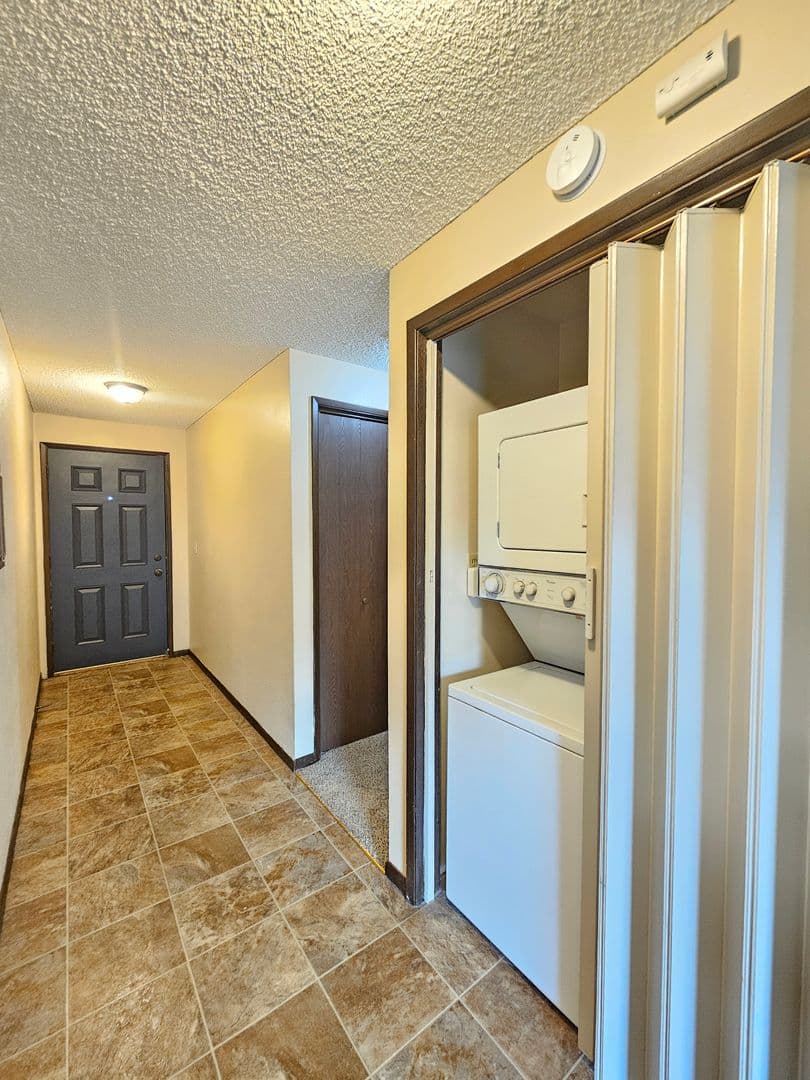 Spokane Apartment: 309 E 14th Ave