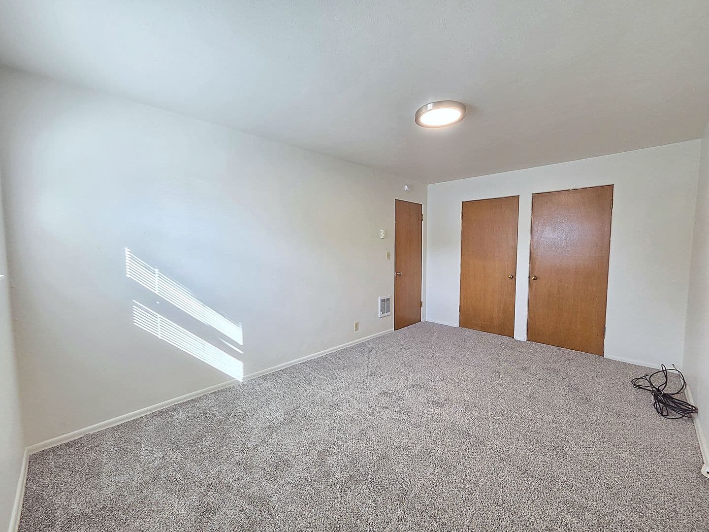 Spokane Apartment: 1012 W 8th Ave