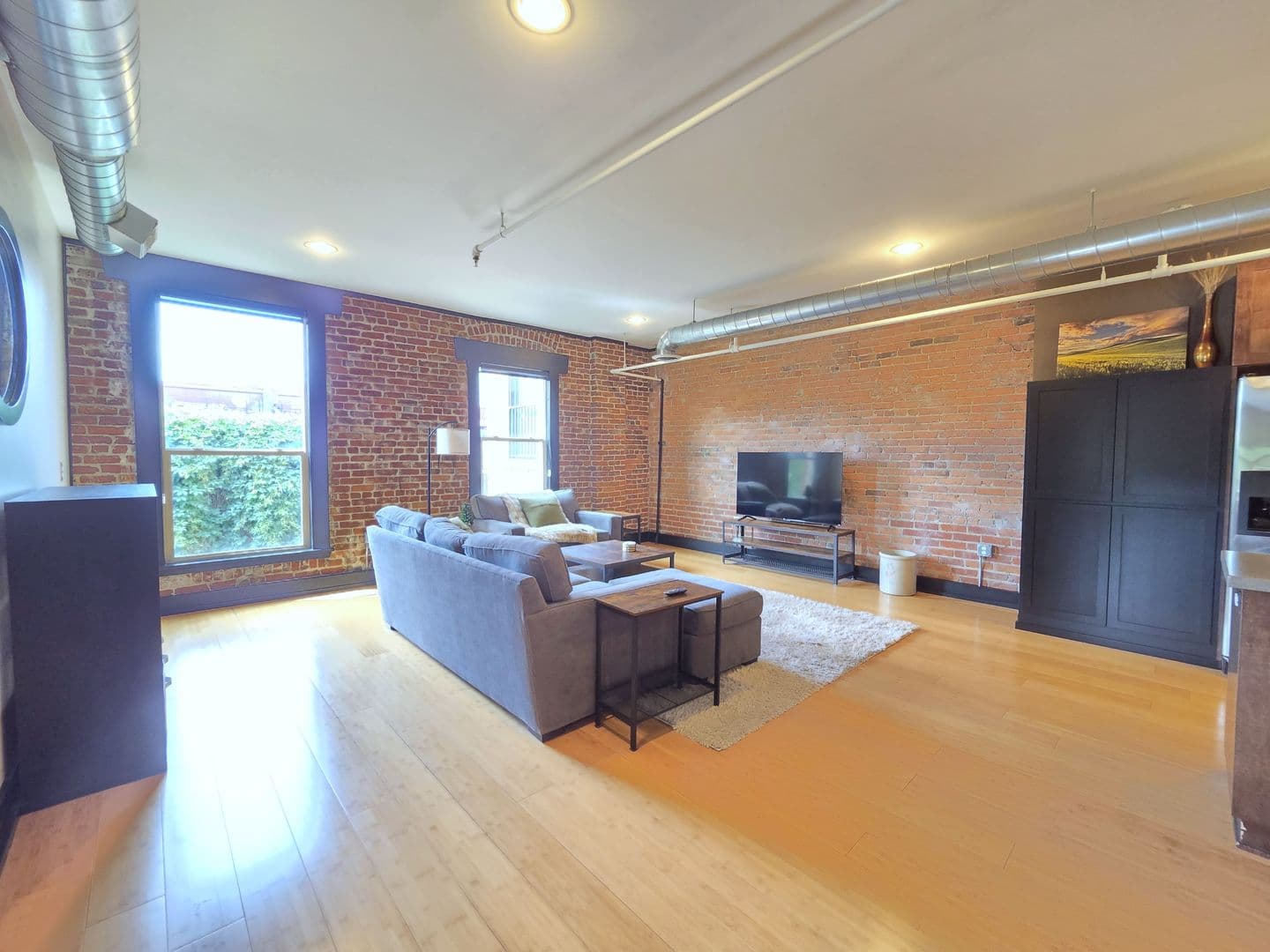 Spokane House: 401 W 1st Ave #2