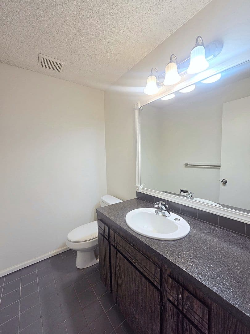 Spokane Apartment: 309 E 14th Ave