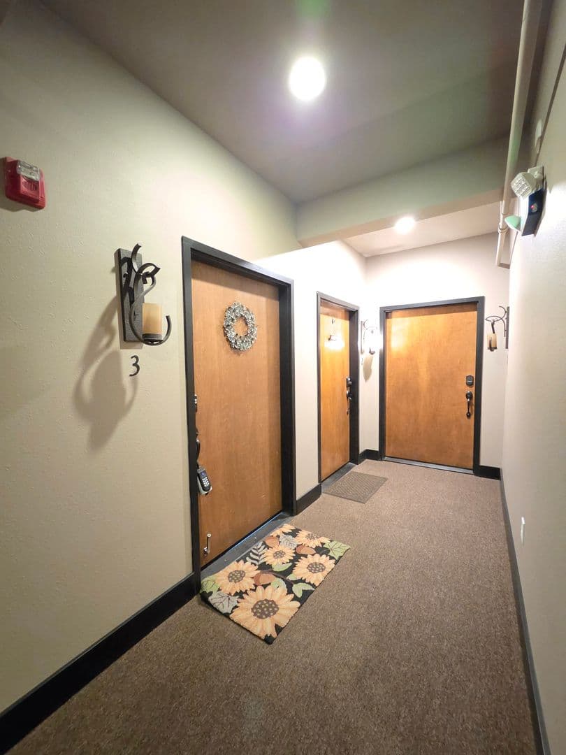 Spokane House: 401 W 1st Ave #2