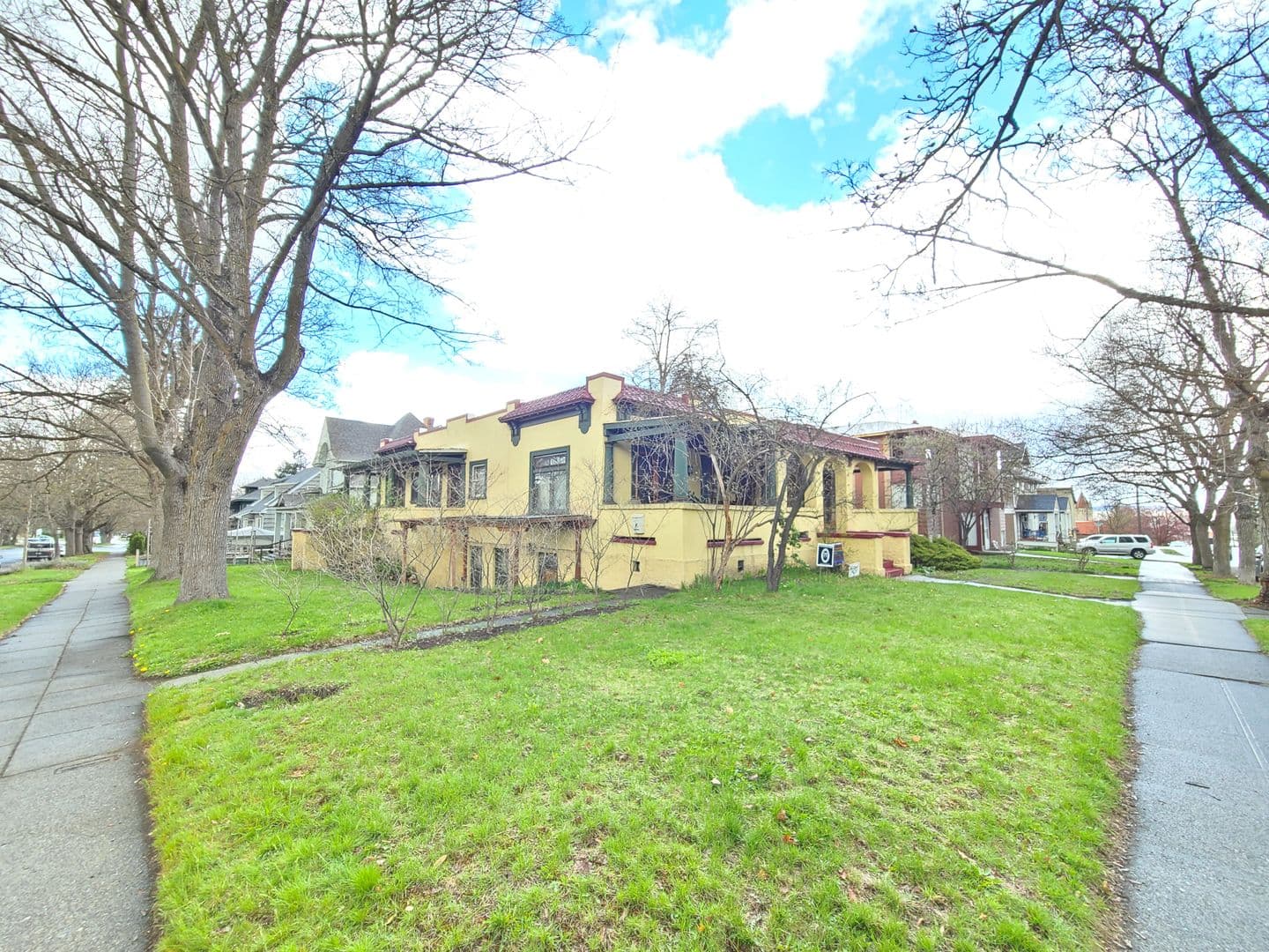 Spokane Apartment: 626 S Cedar St