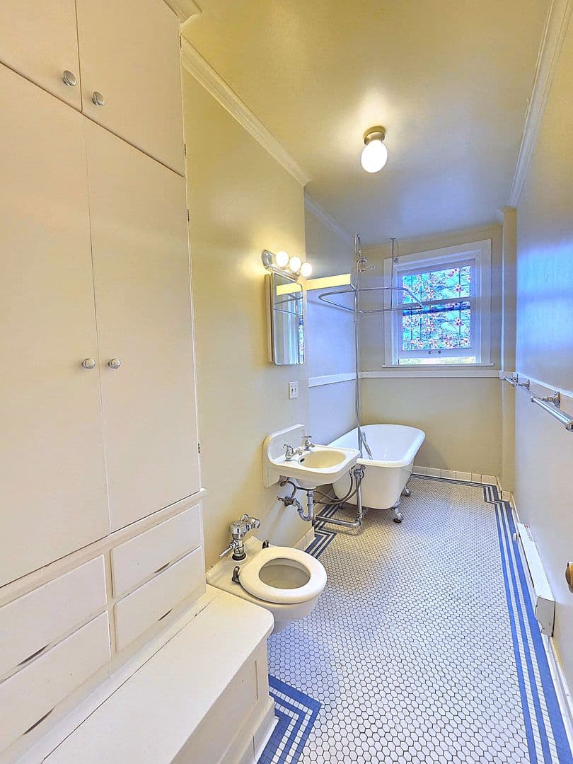 Spokane Apartment: 507 S Howard