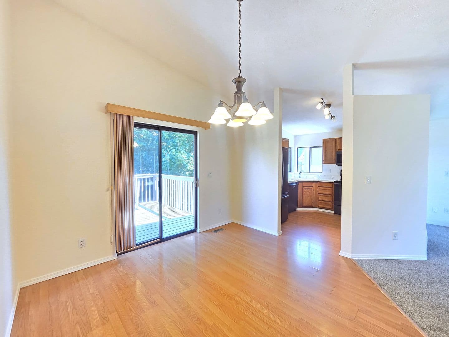 Spokane House: 4908 W Lamar Ave