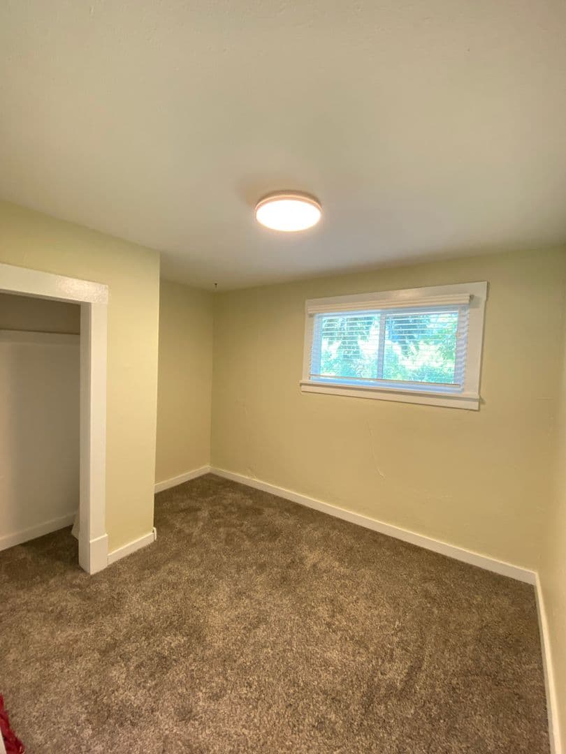 Spokane House: 2225 W 10th Ave