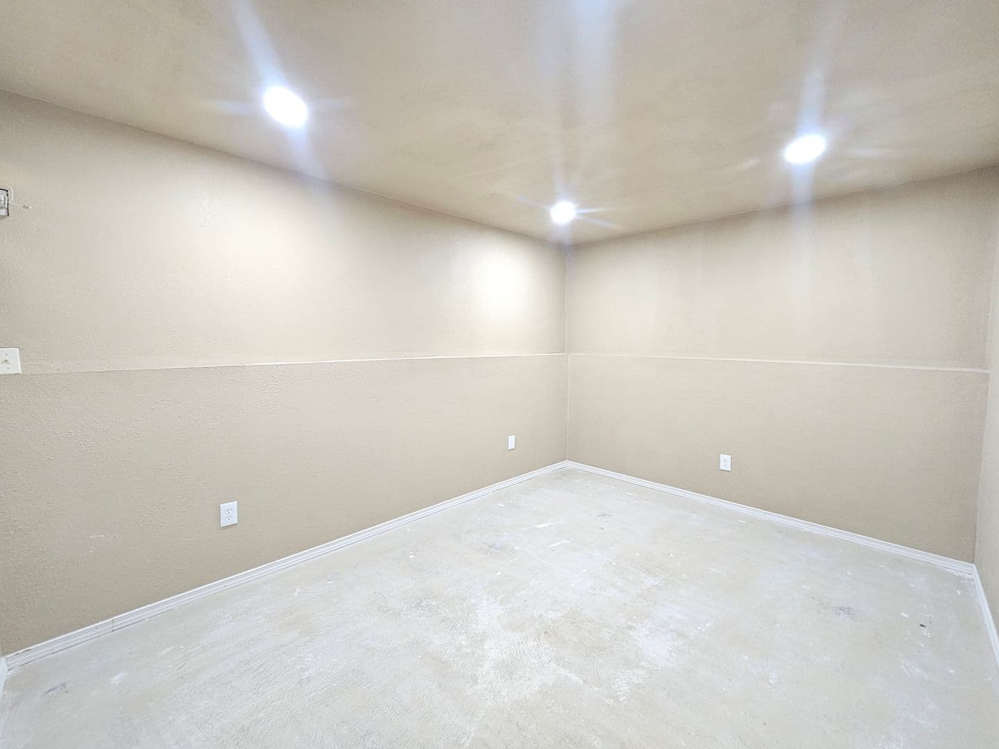 Spokane Apartment: 407 E 8th Ave