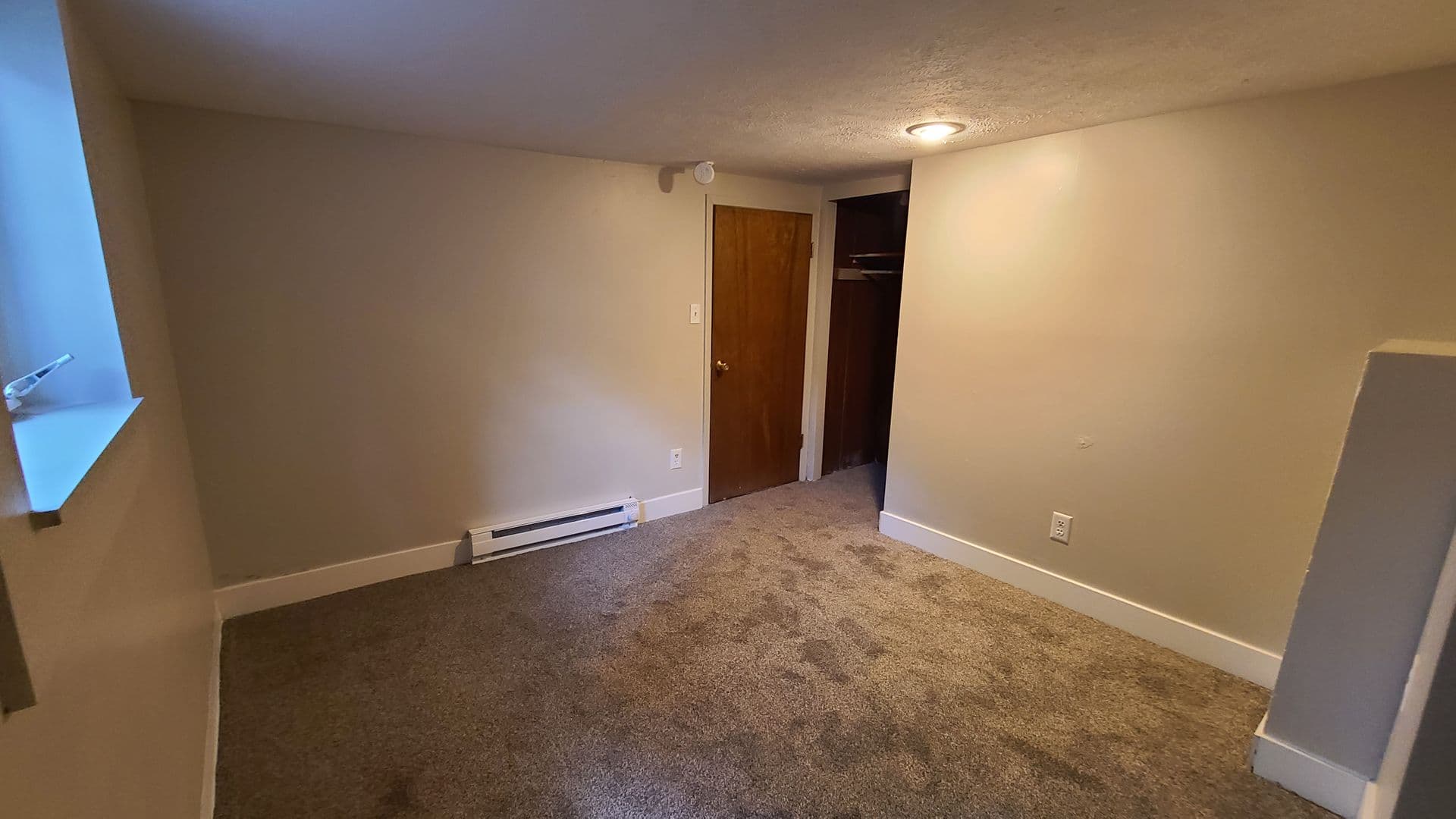 Spokane Apartment: 828 E 11th Ave