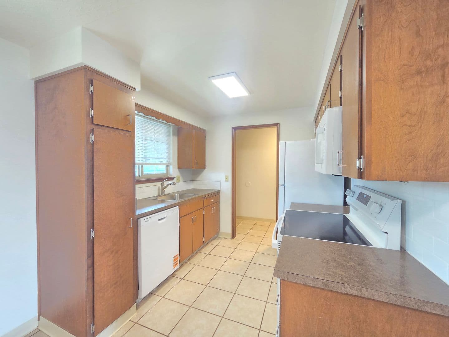 Spokane Apartment: 3315-3317 W. Bismark Ave