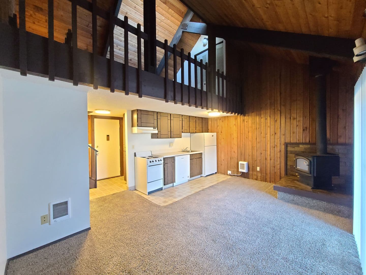Spokane Apartment: 2918 E. South Riverton Ave