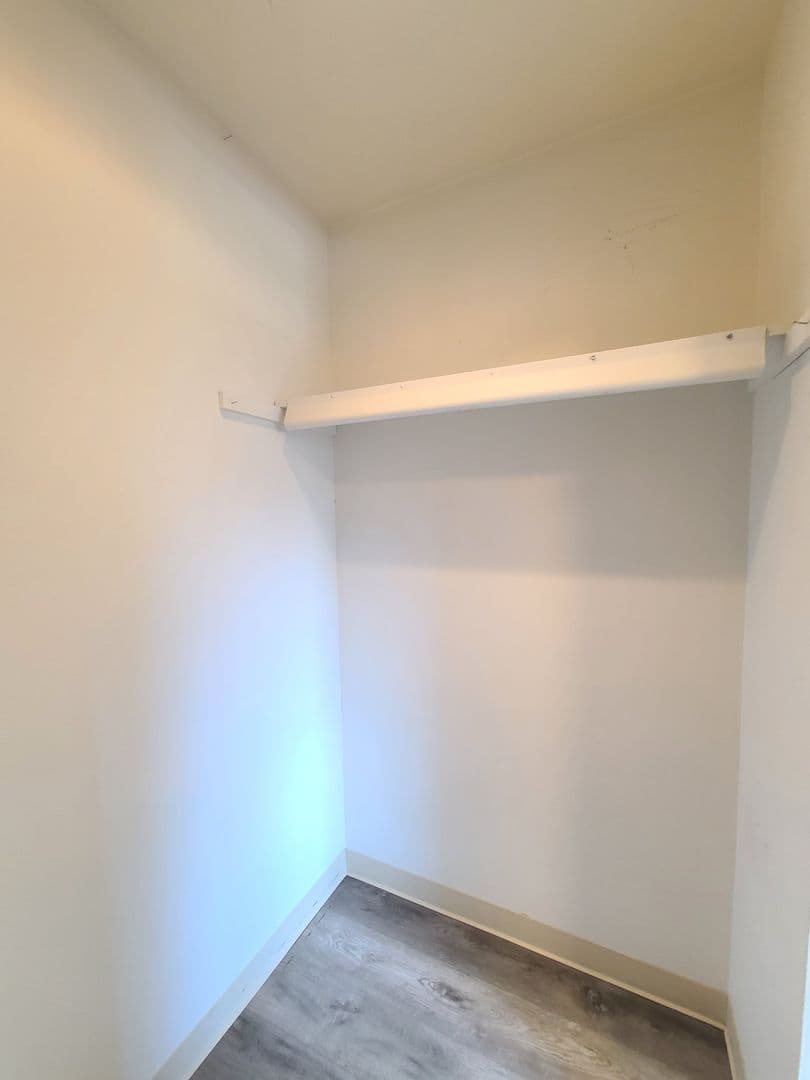 Spokane Apartment: 1204 W. 6th Ave