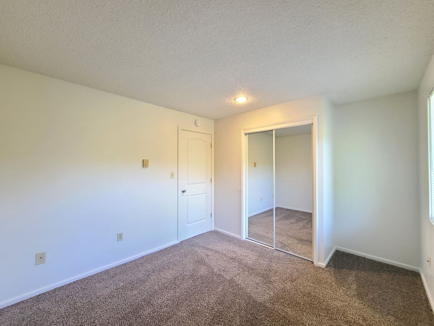 Spokane Apartment: 704 S. Adams