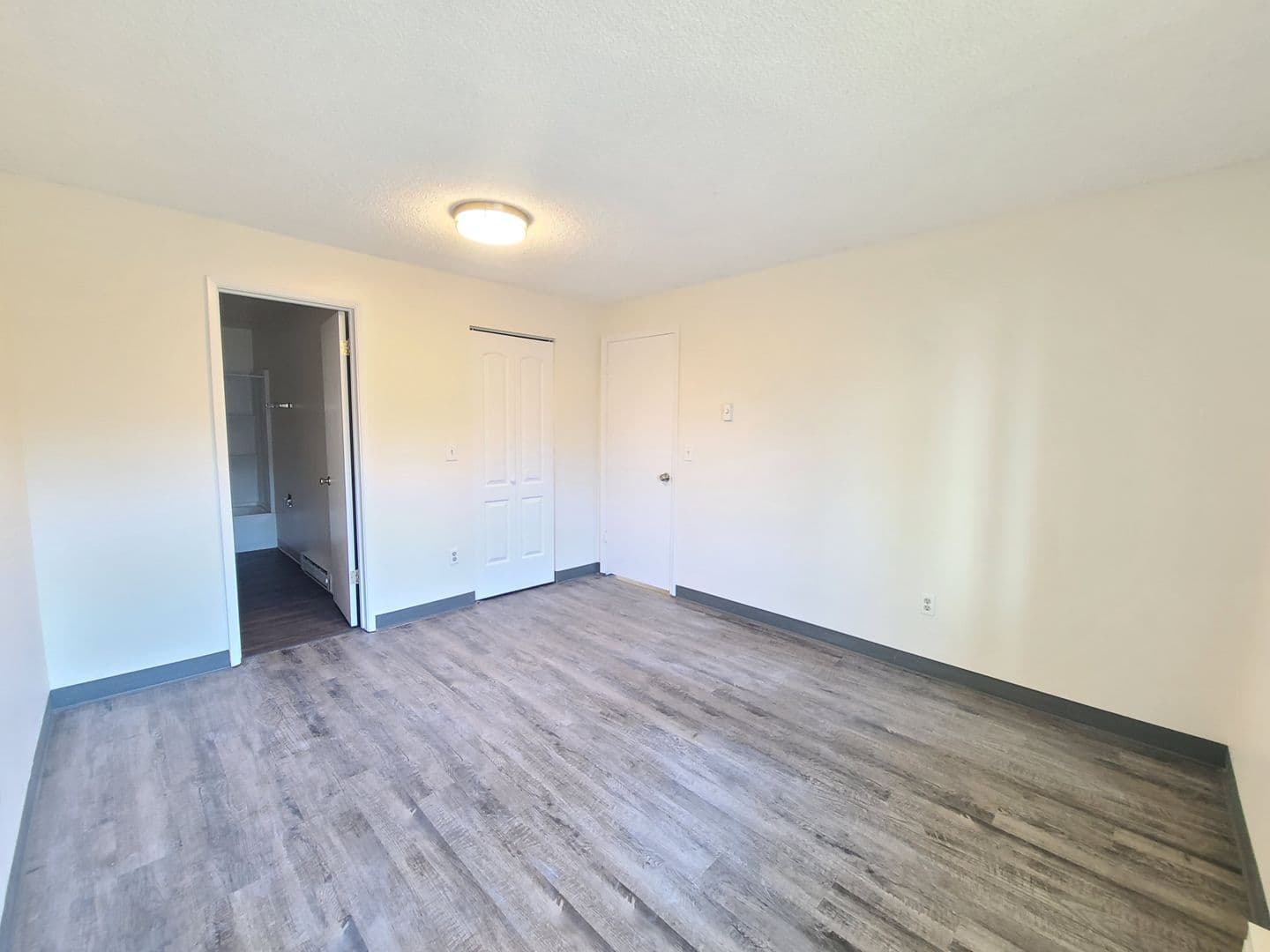Spokane Apartment: 1204 W. 6th Ave