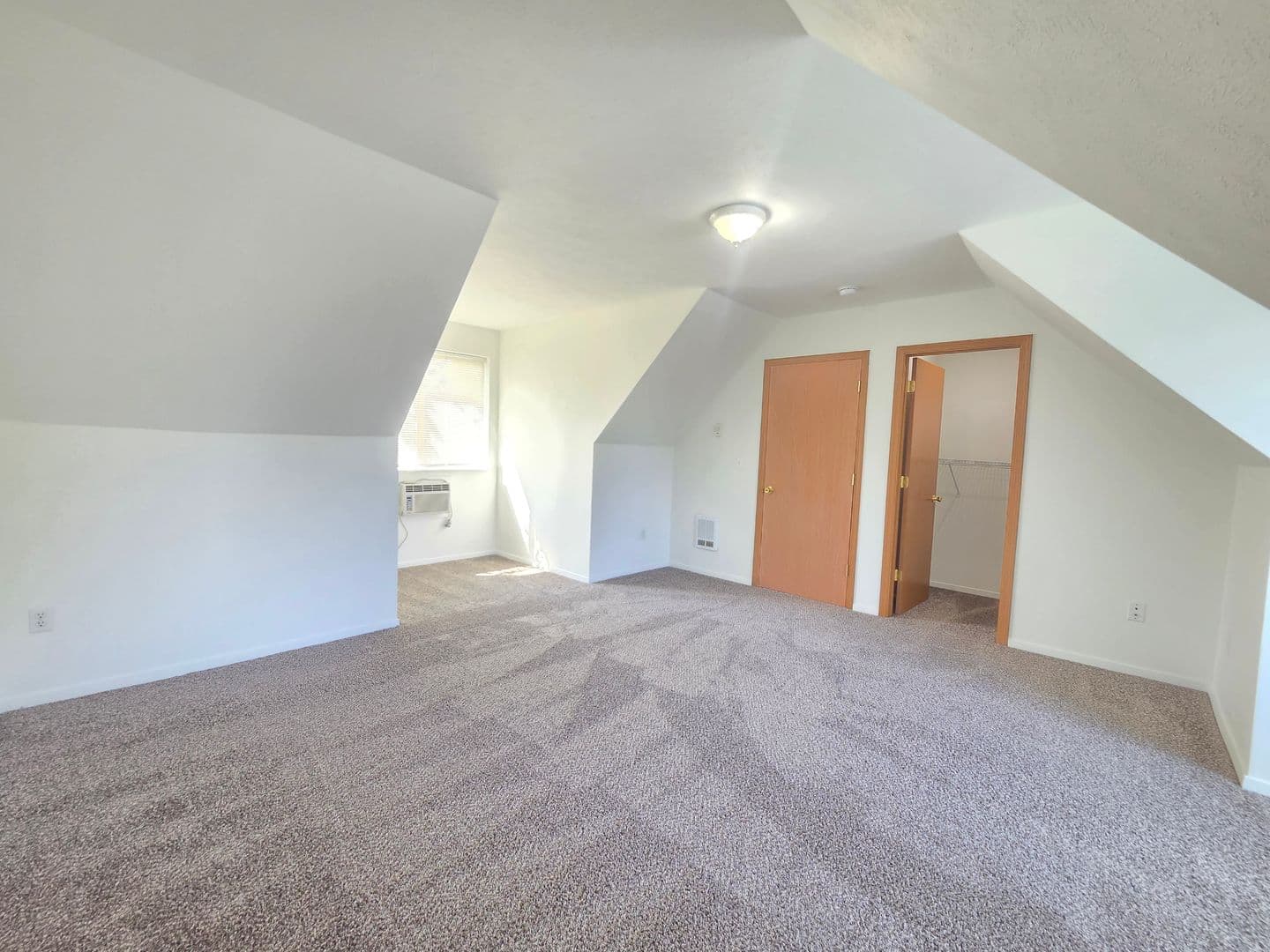Mead Multiplex: 12604-12606 N Florida St