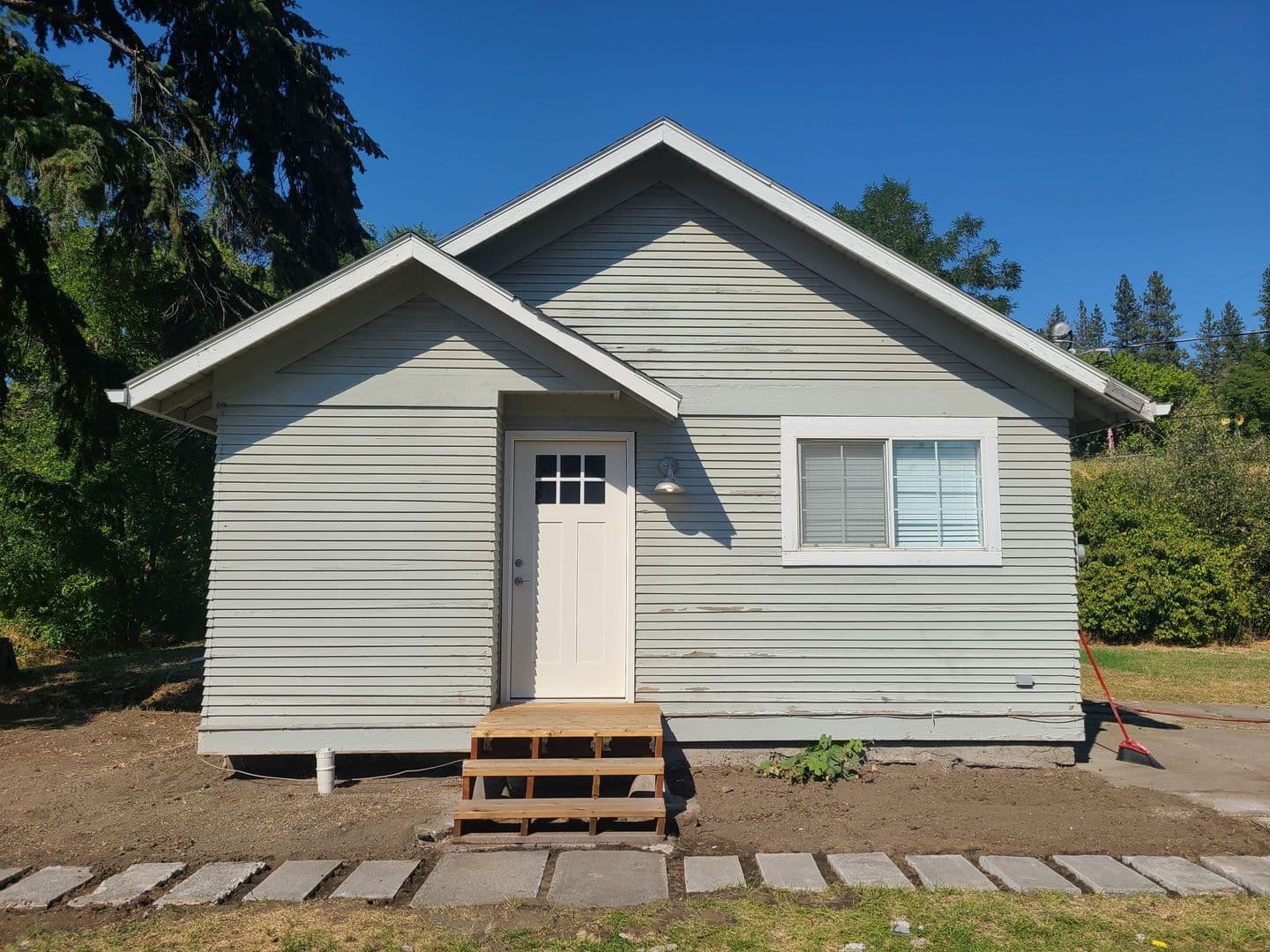Spokane House: 2225 W 10th Ave