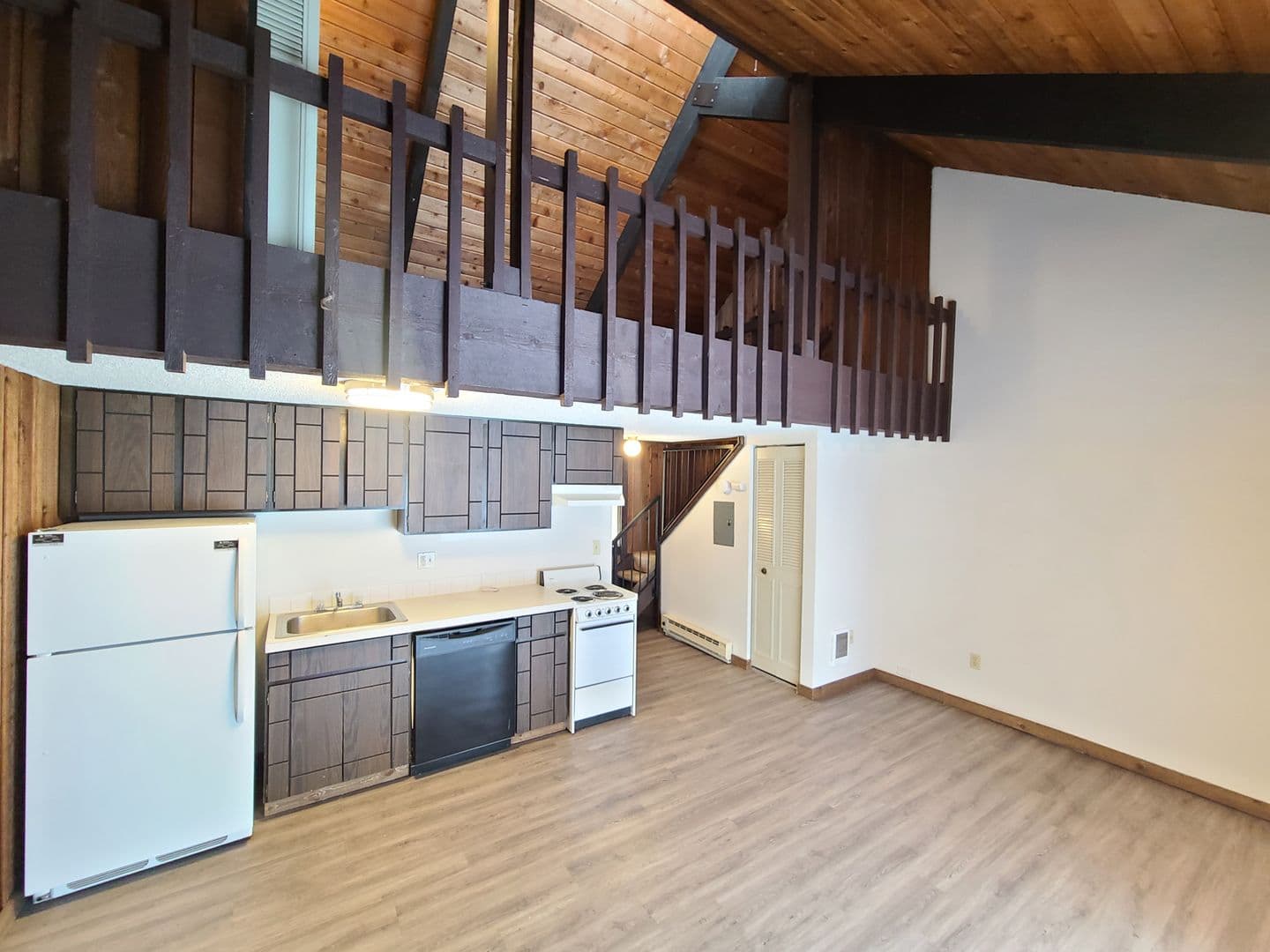 Spokane Apartment: 2918 E. South Riverton Ave