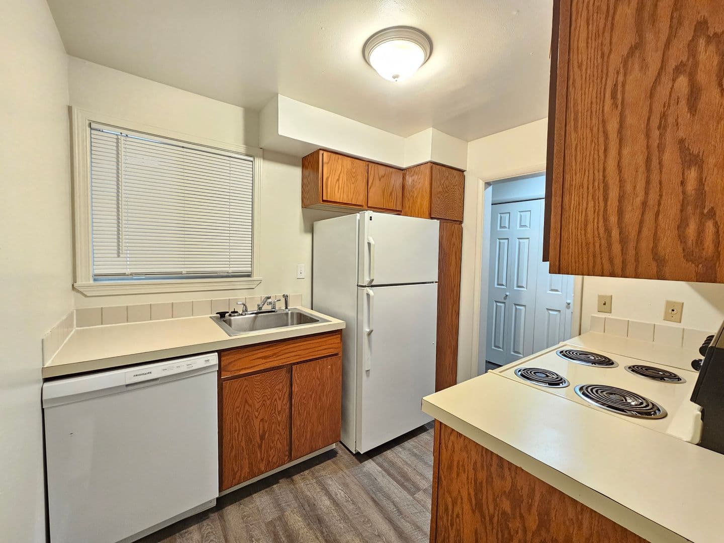 Spokane Apartment: 704 S. Adams