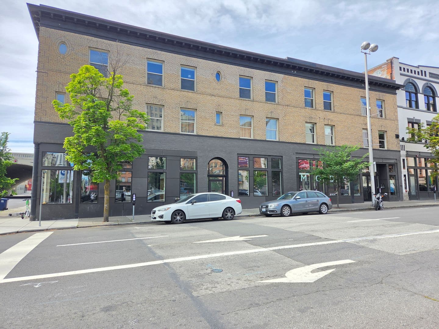 Spokane House: 401 W 1st Ave #2