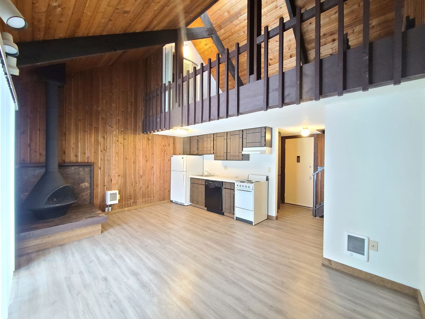 Spokane Apartment: 2918 E. South Riverton Ave