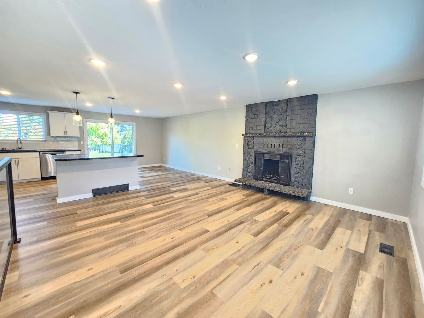 Spokane House: 1721 E 58th Ave