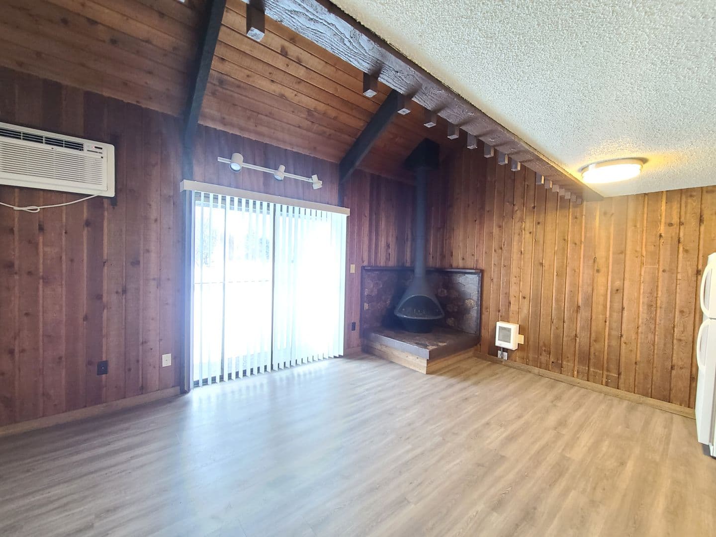 Spokane Apartment: 2918 E. South Riverton Ave