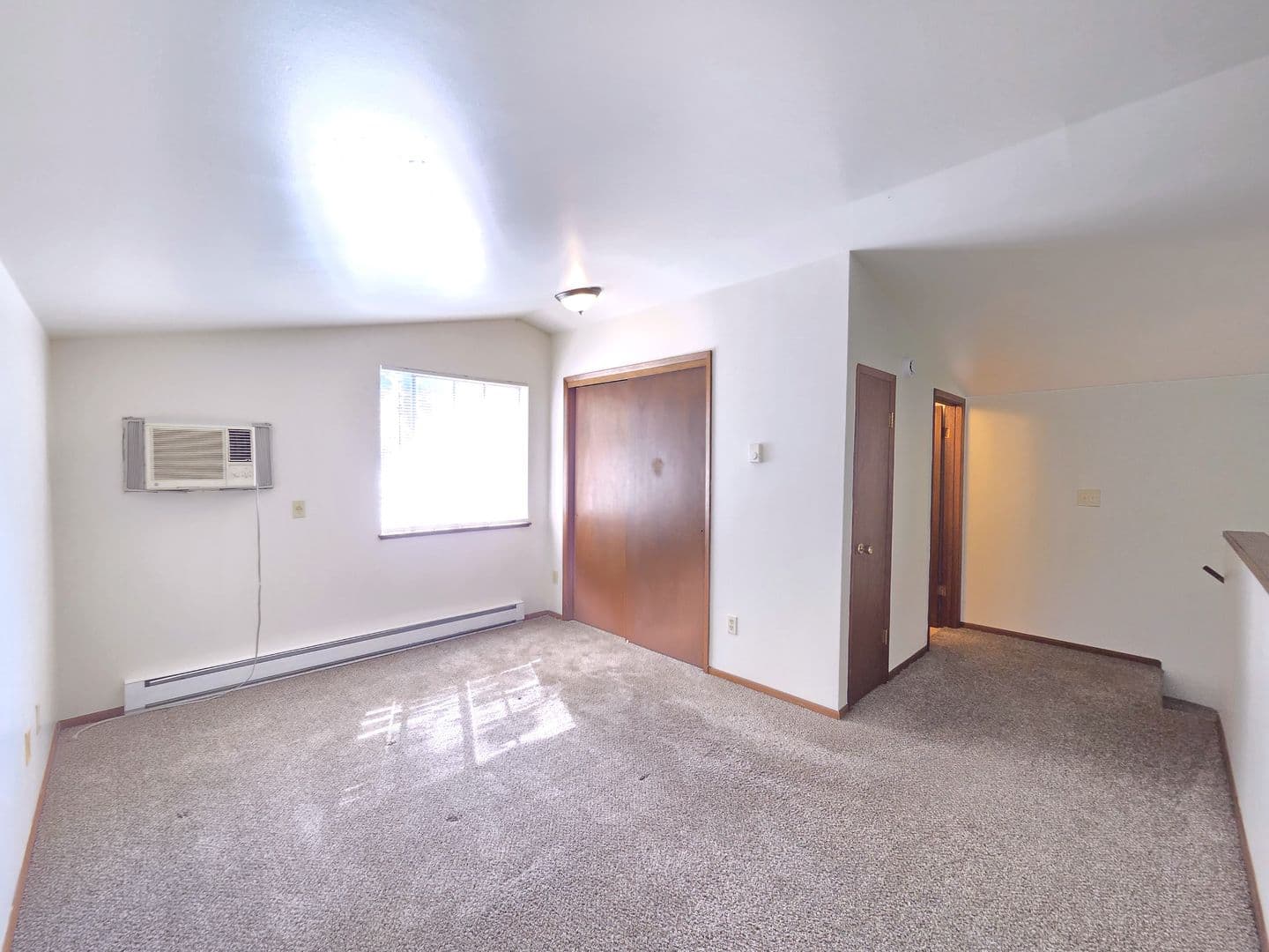 Spokane Apartment: 1110 S. Walnut Pl.