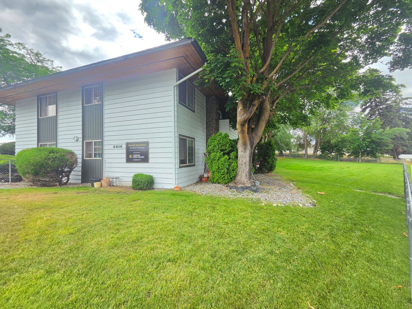 Spokane Apartment: 3315-3317 W. Bismark Ave