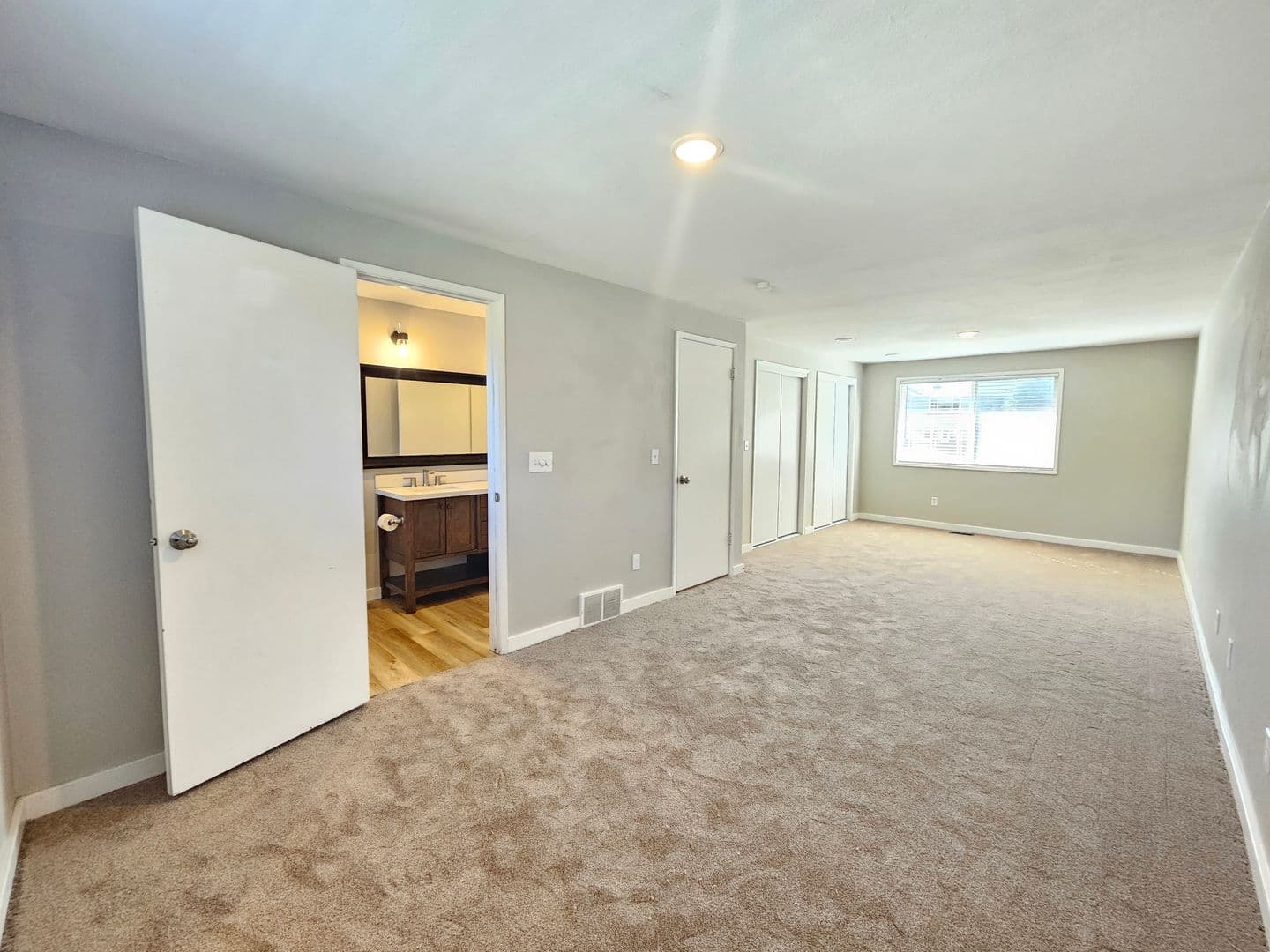 Spokane House: 1721 E 58th Ave