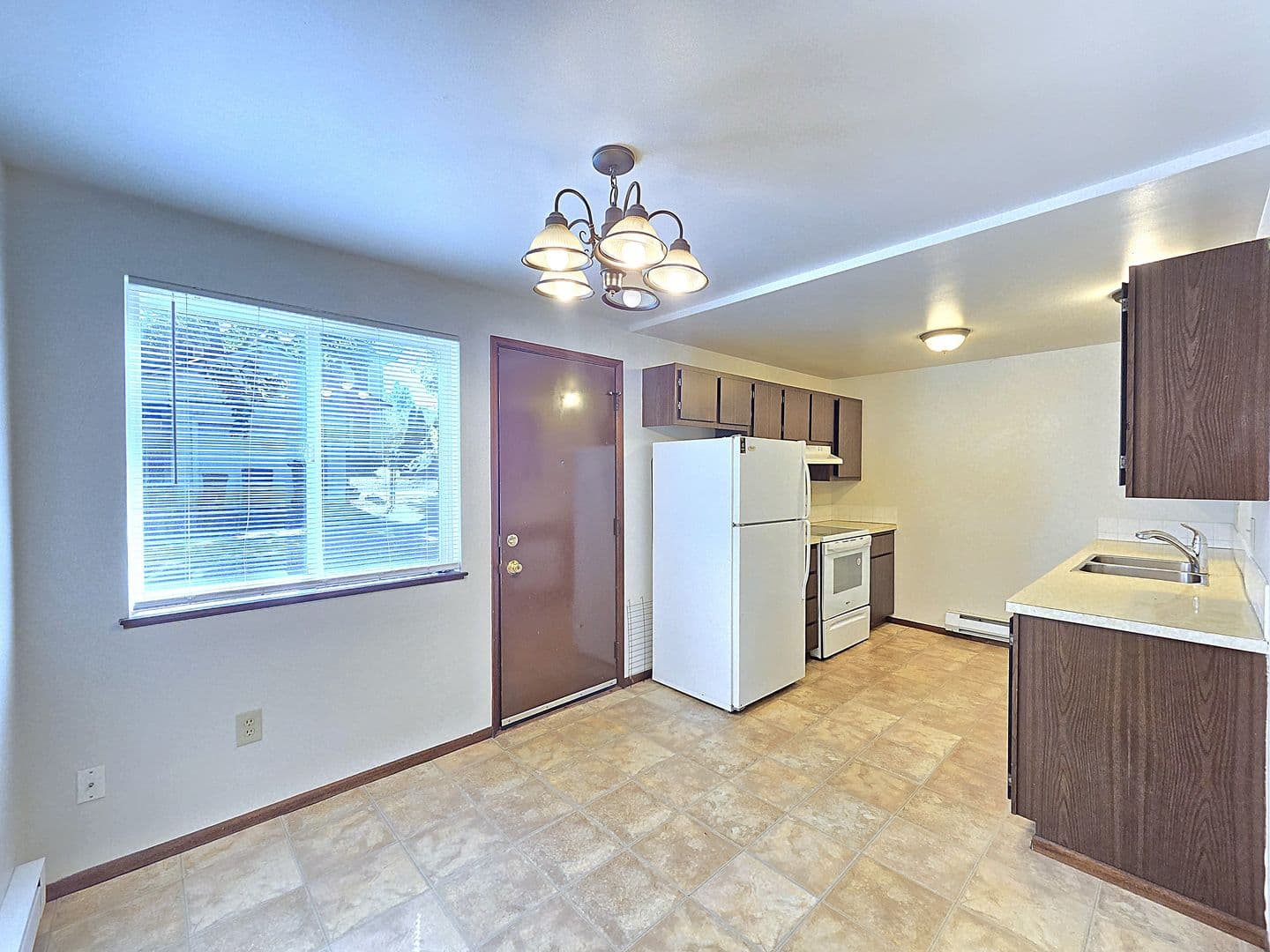 Spokane Apartment: 1110 S. Walnut Pl.