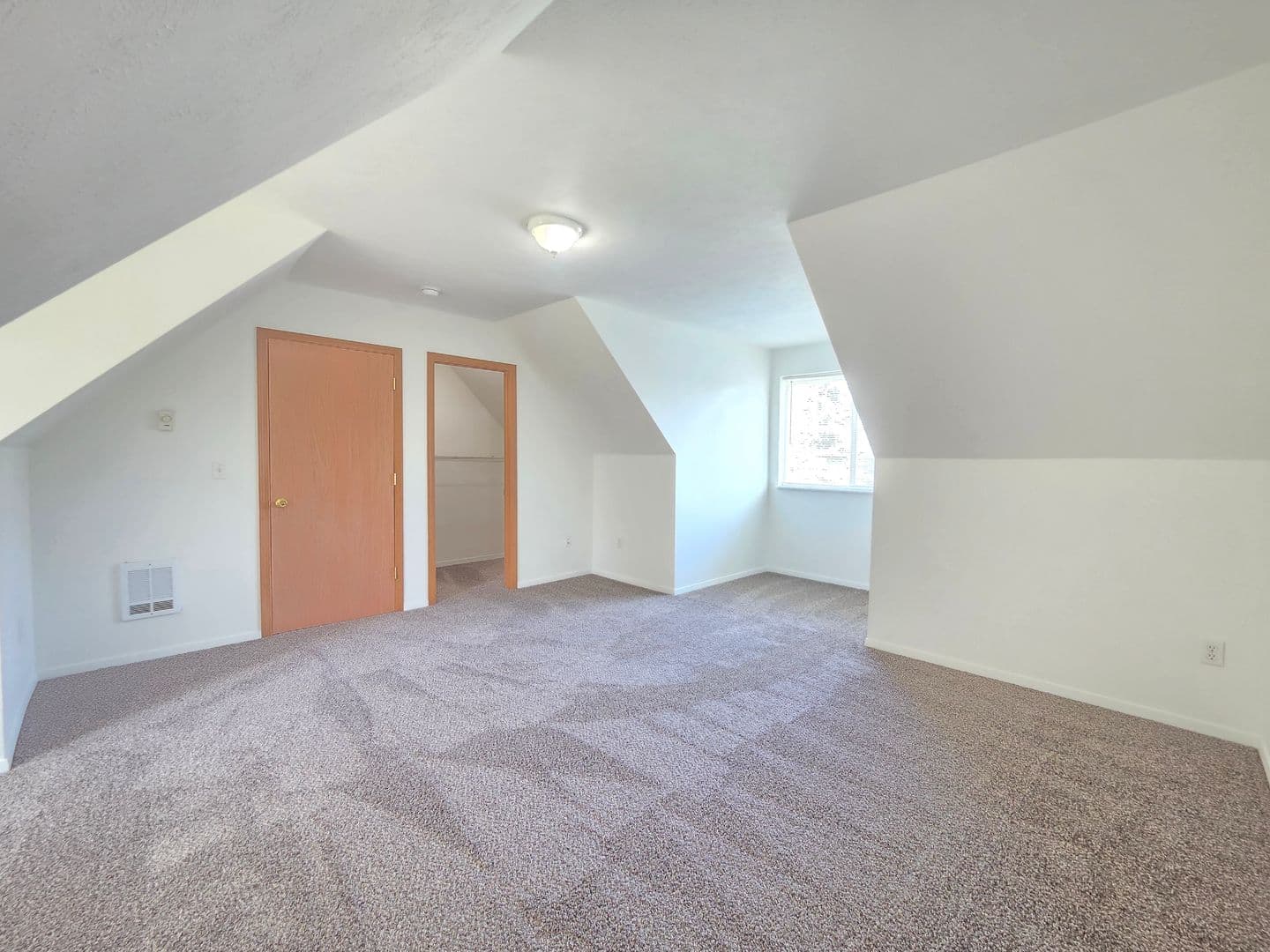 Mead Multiplex: 12604-12606 N Florida St